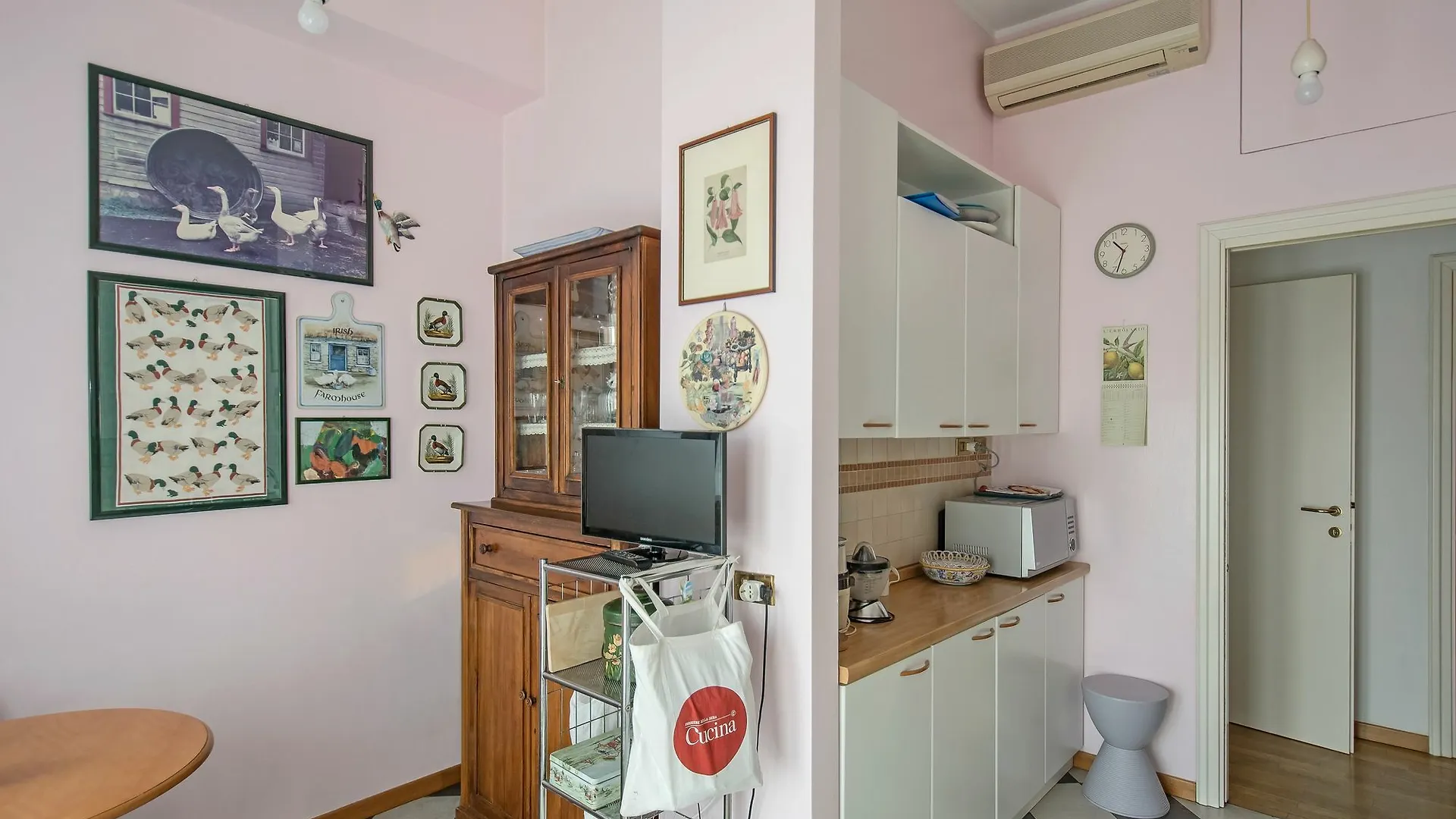 Apartment Brera San Marco Bilo Милан